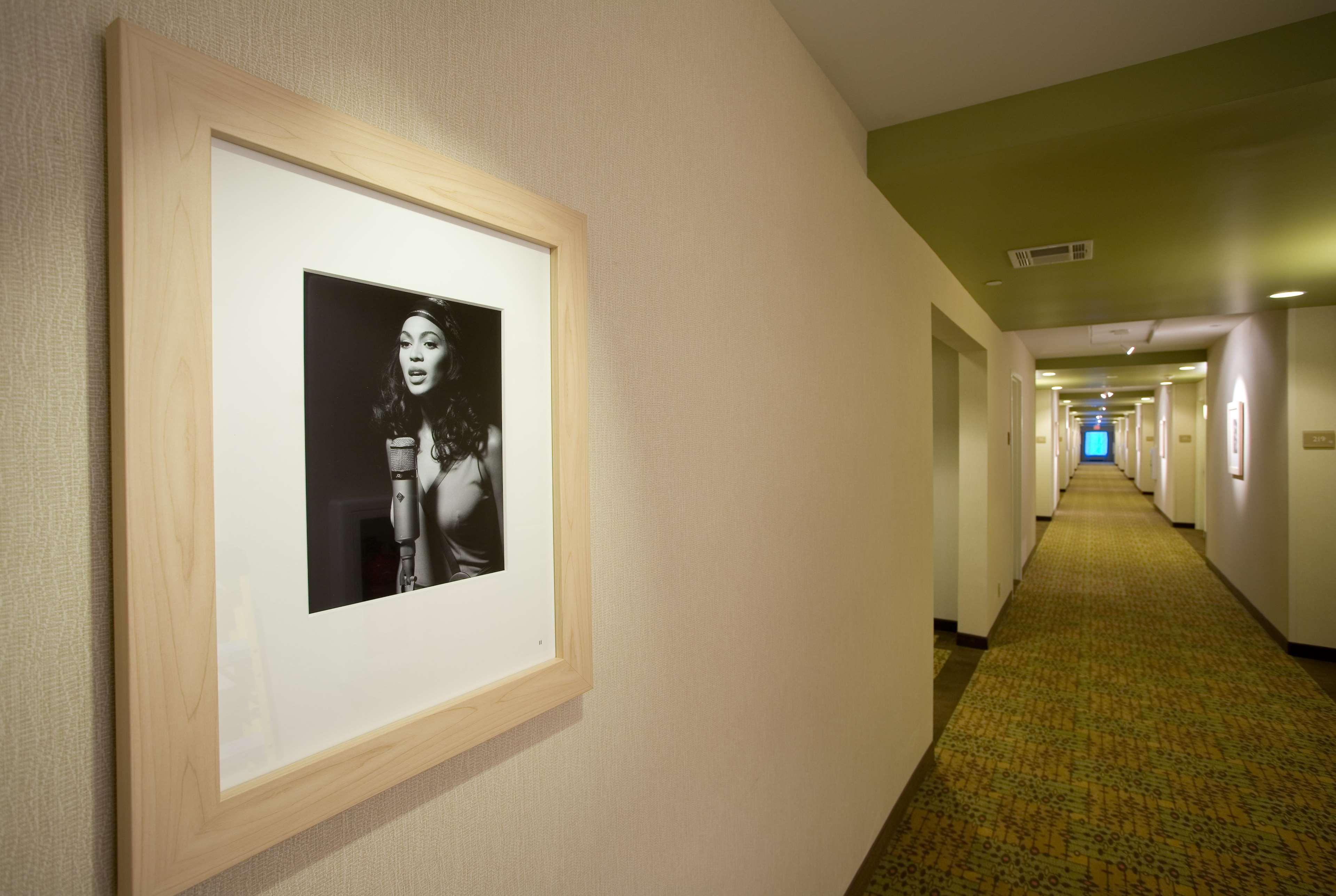 Hotel Hilton Garden Dallas 3*